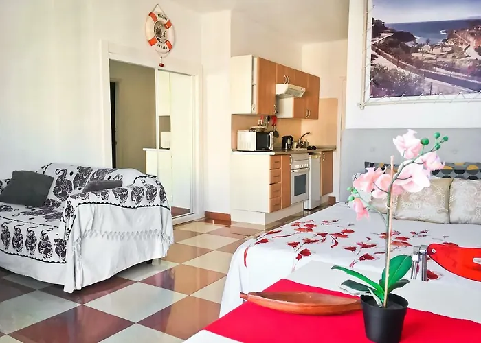 Elena アパート *