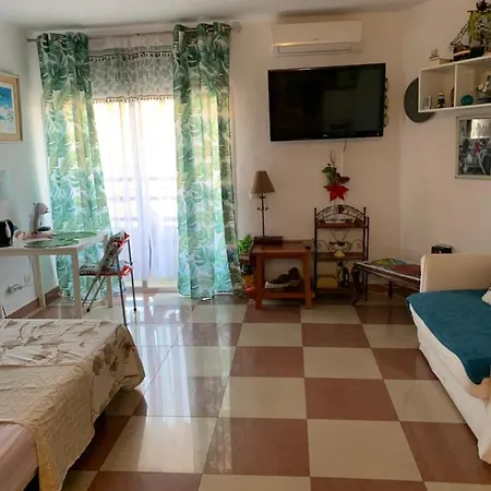 Elena * Costa Adeje (Tenerife)